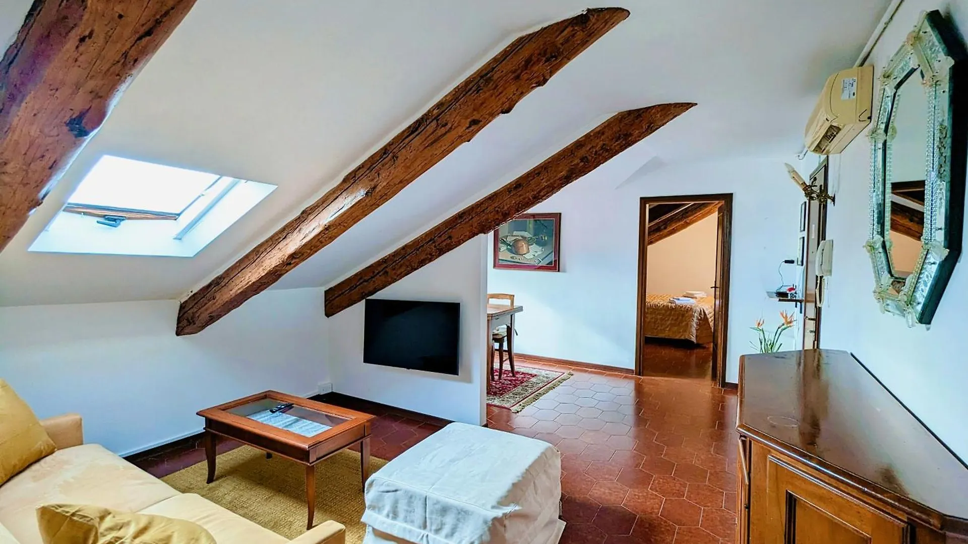 Da Bruno Homes Venice Apartment