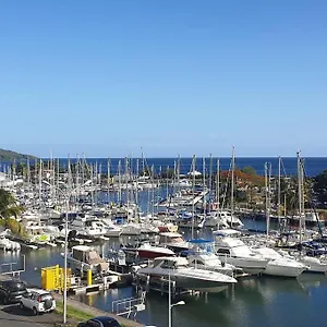 https://larbre-aux-papillons-marina-de-rivieres-sens.comcaribbean.com